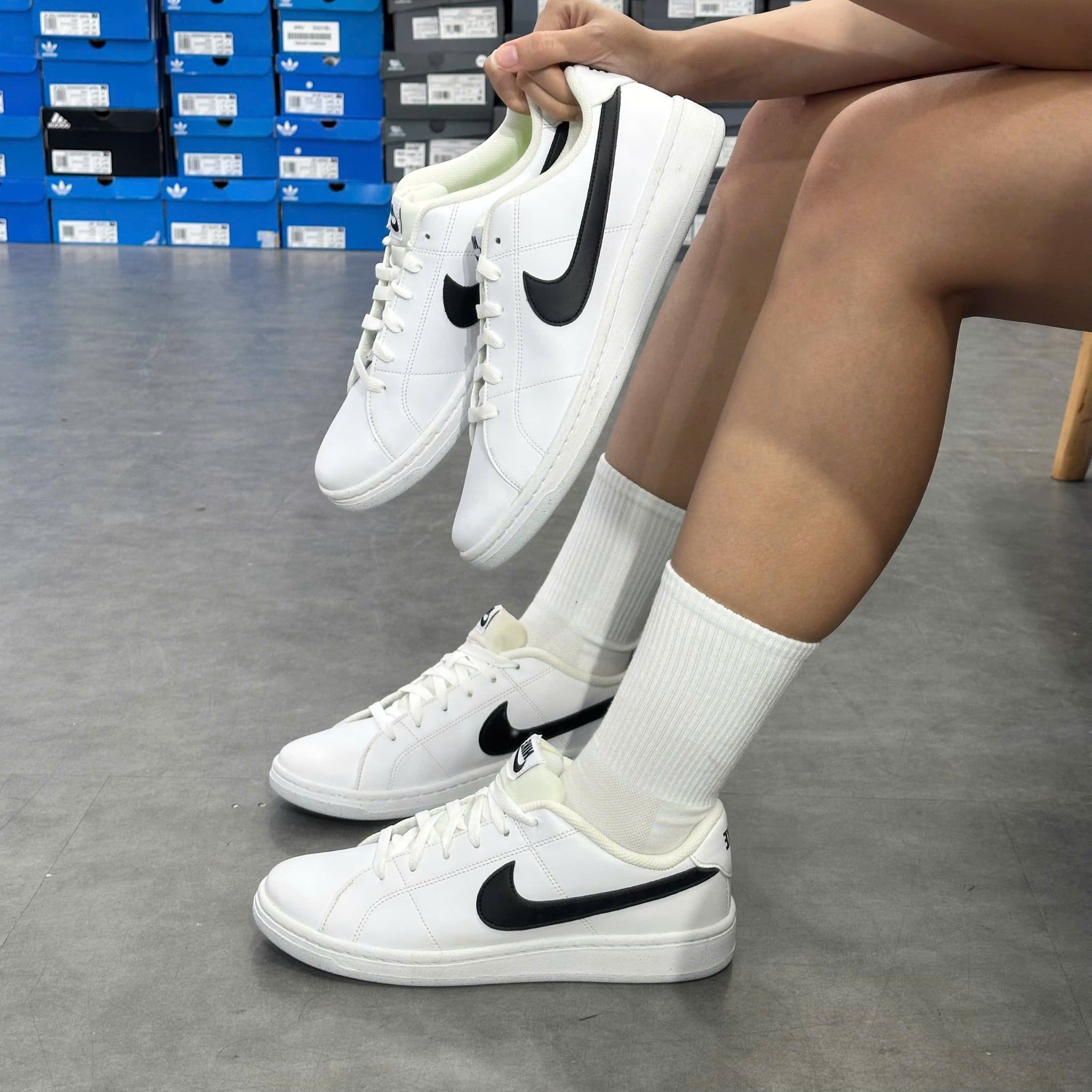  NIKE COURT ROYALE 2 WHITE BLACK DH3160-101 