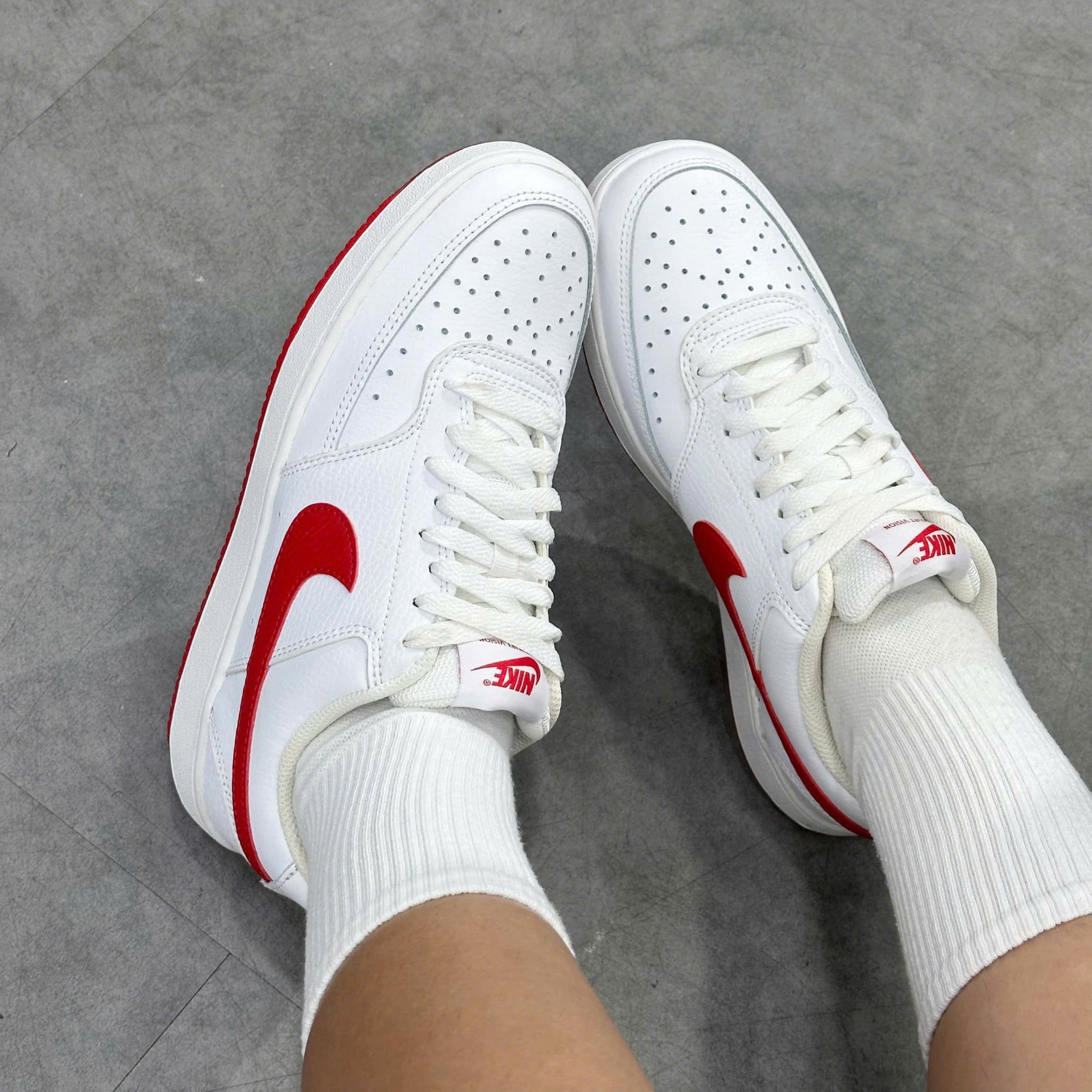  NIKE COURT VISION LOW WHITE UNIVERSITY RED CD5463-102 