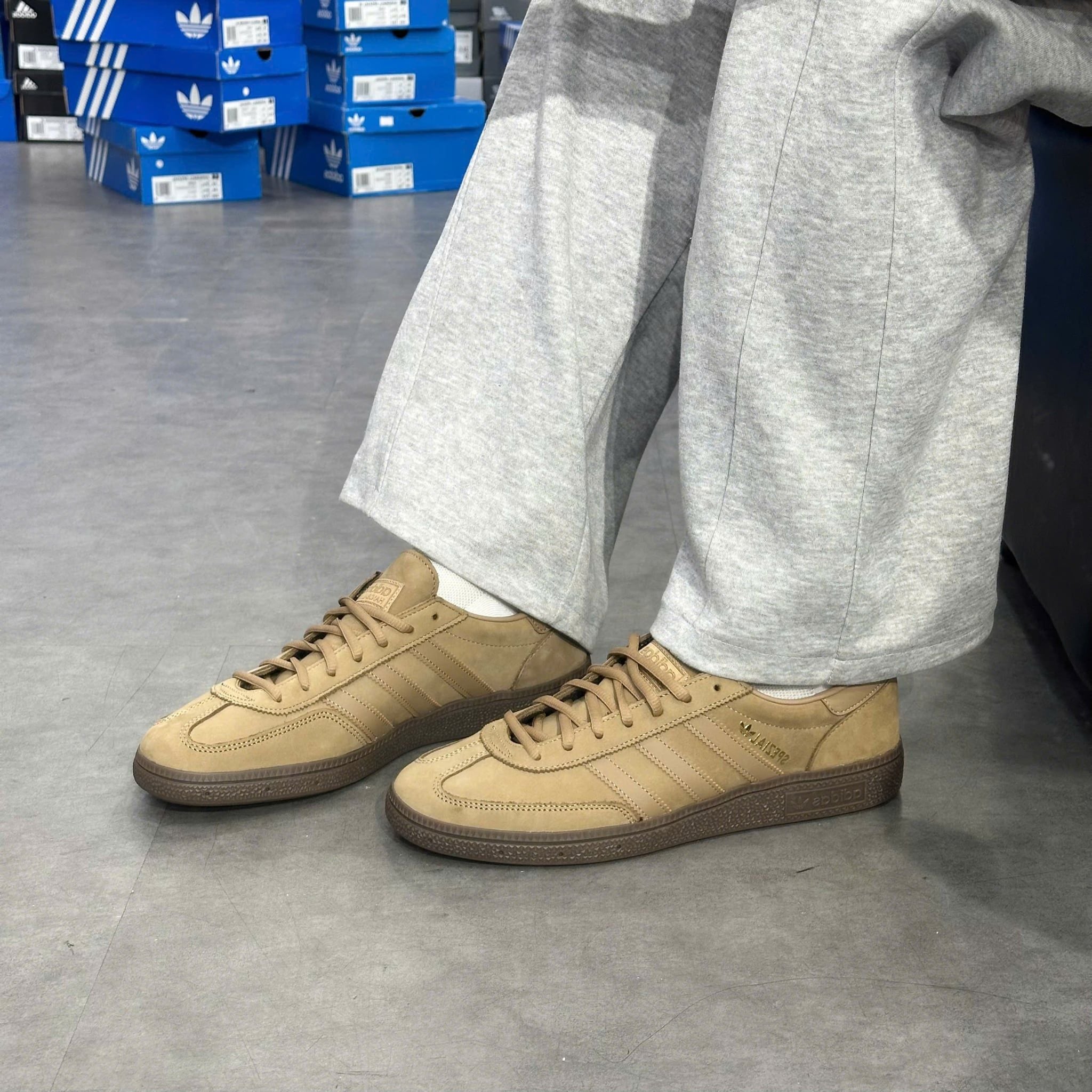  ADIDAS HANDBALL SPEZIAL CARDBOARD BROWN DESERT JH5448 