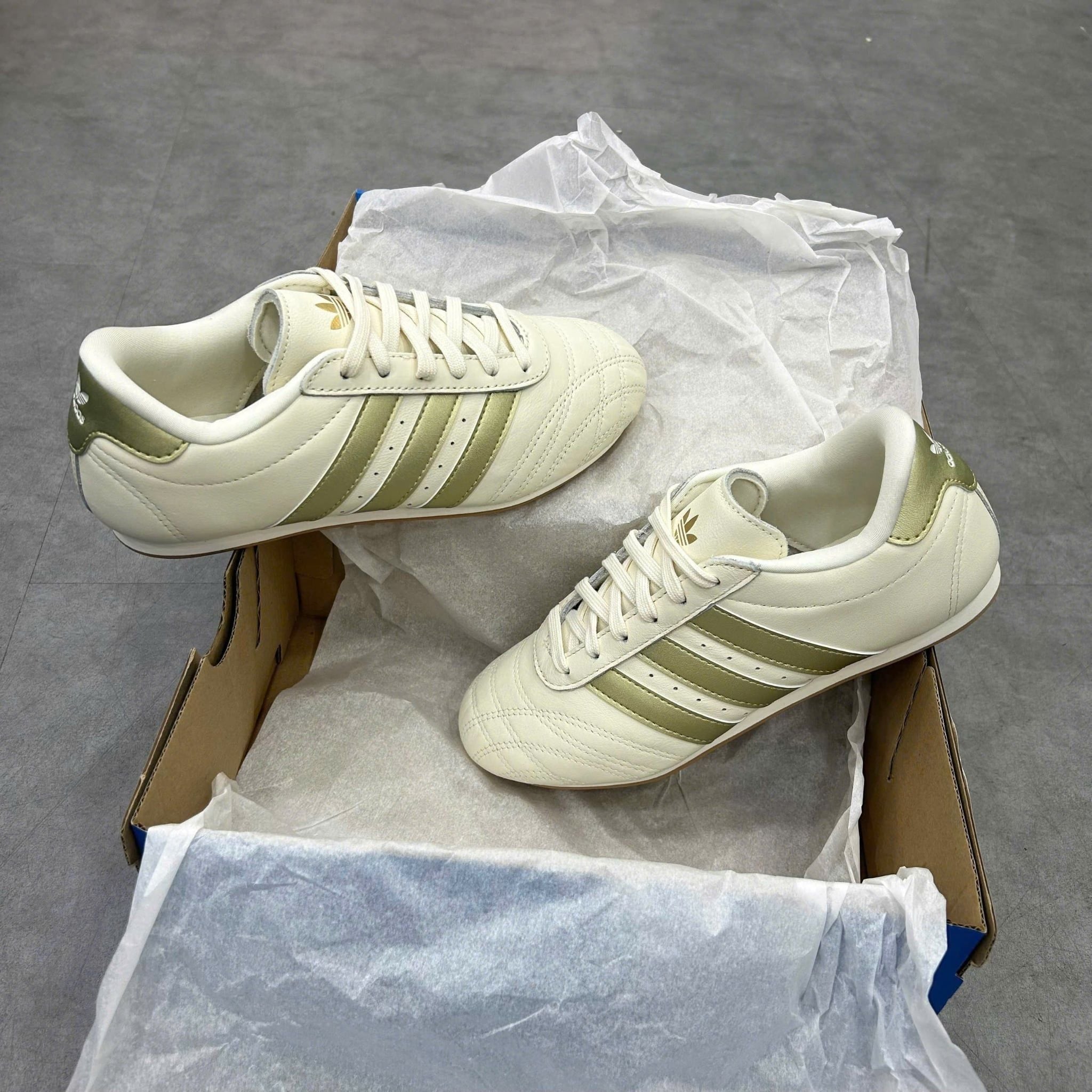  ADIDAS TAEKWONDO CREAM GOLD METALLIC JQ0570 