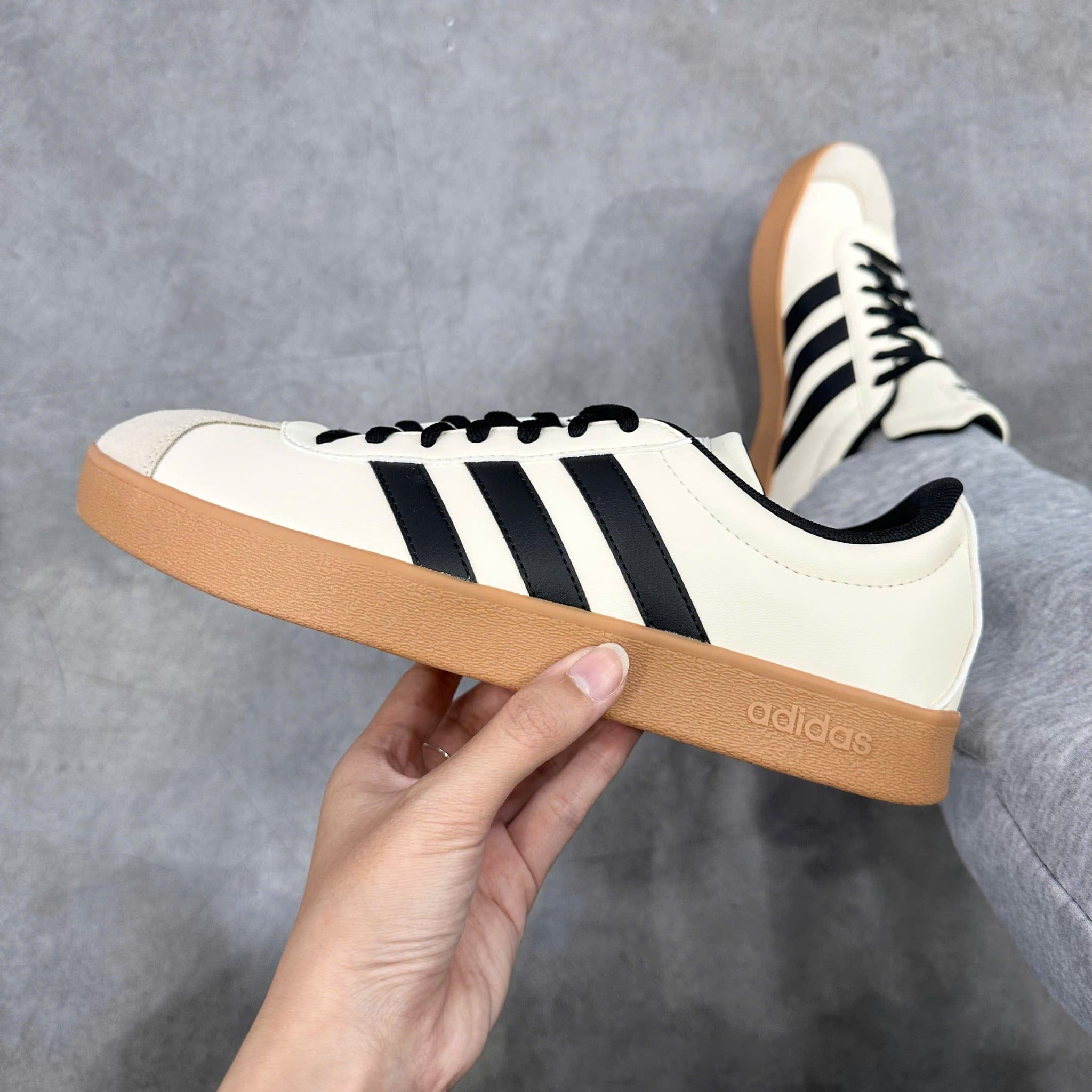  ADIDAS VL COURT BASE CREAM WHITE BLACK JR6912 