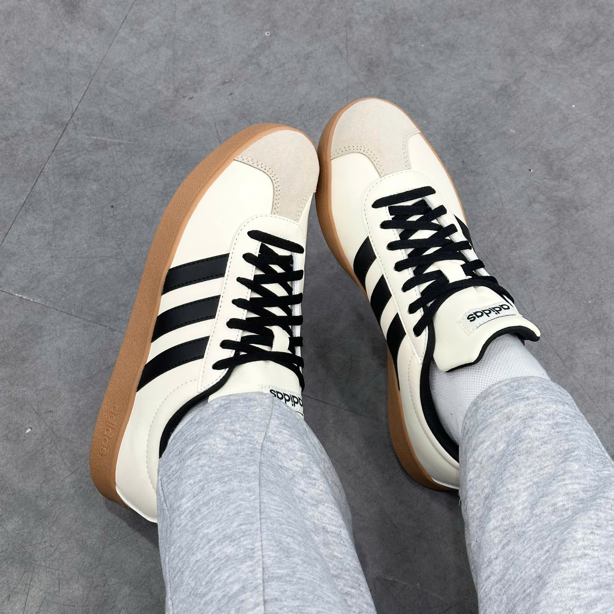  ADIDAS VL COURT BASE CREAM WHITE BLACK JR6912 
