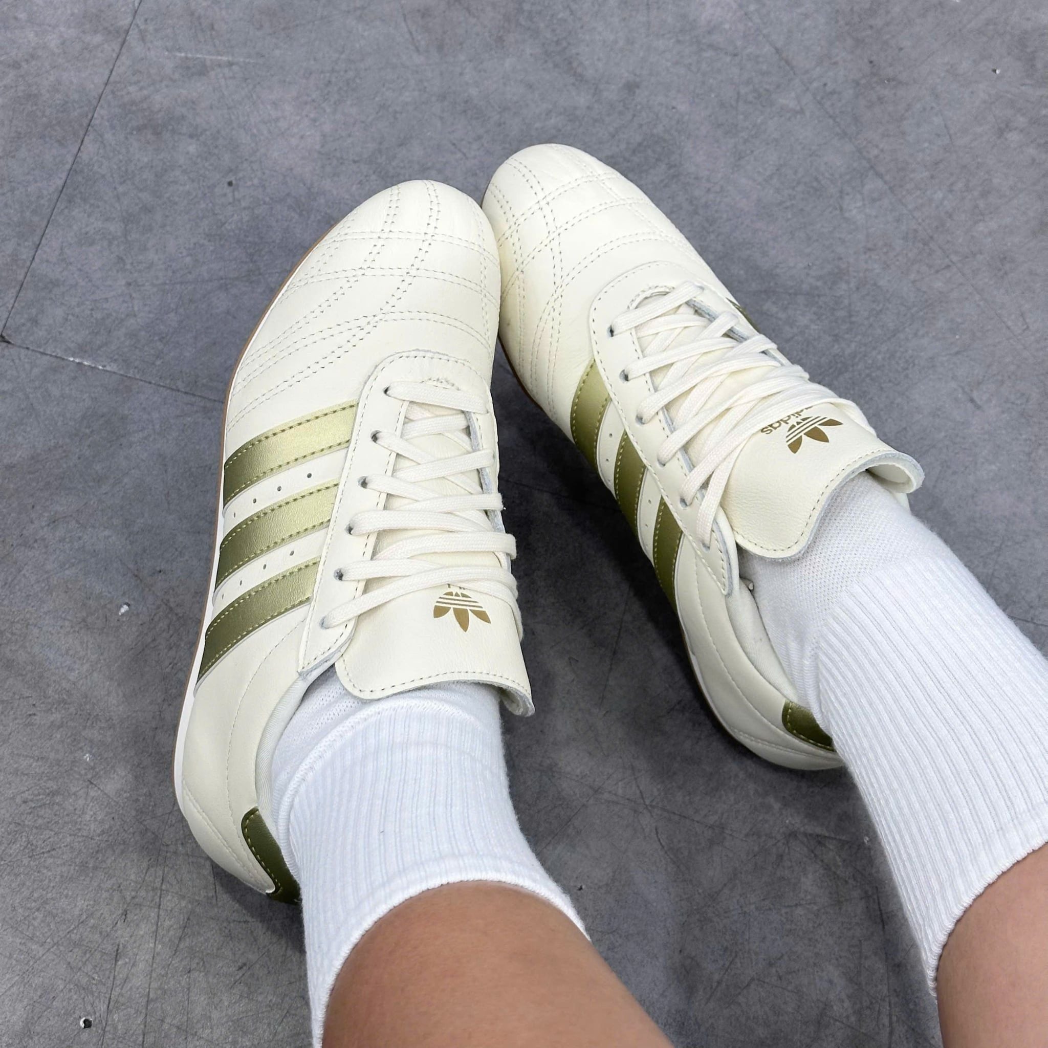  ADIDAS TAEKWONDO CREAM GOLD METALLIC JQ0570 