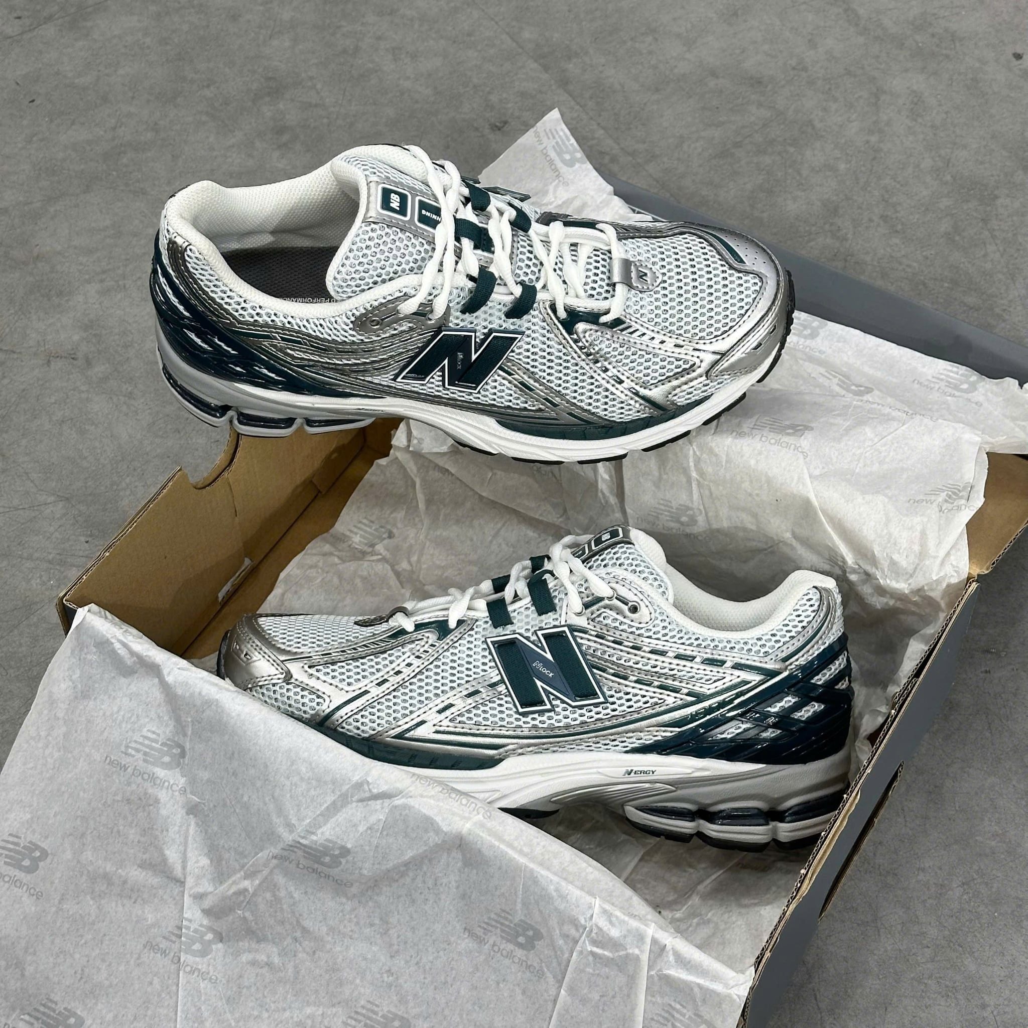  NEW BALANCE 1906R SILVER METALLIC DEEP OCEAN 1906RCE 