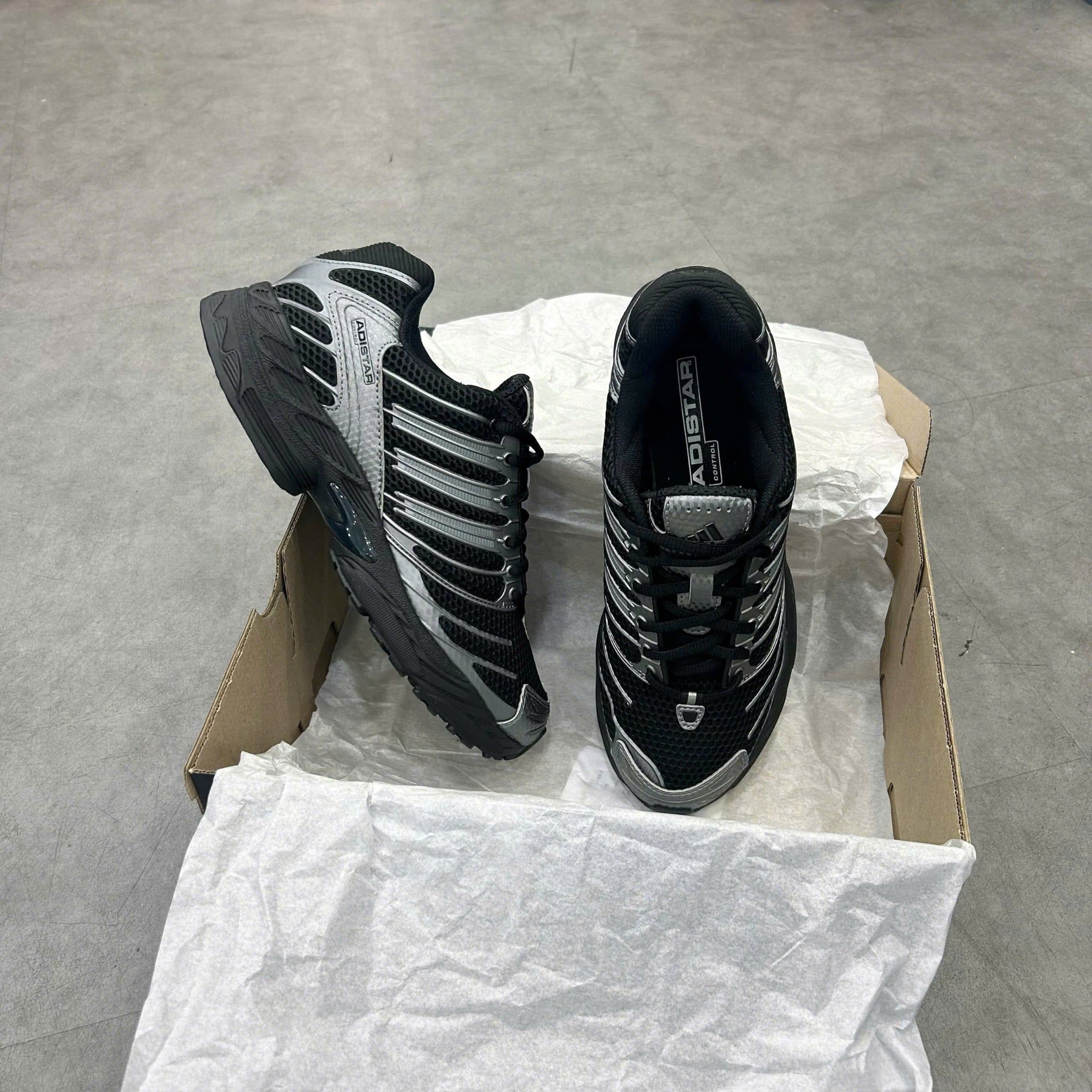  ADIDAS ADISTAR CONTROL 3 BLACK SILVER METALLIC HQ2665 