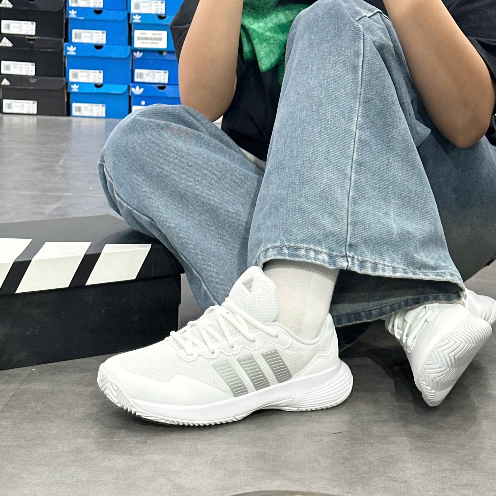  ADIDAS GAMECOURT 2 WHITE METALLIC SILVER KI0789 