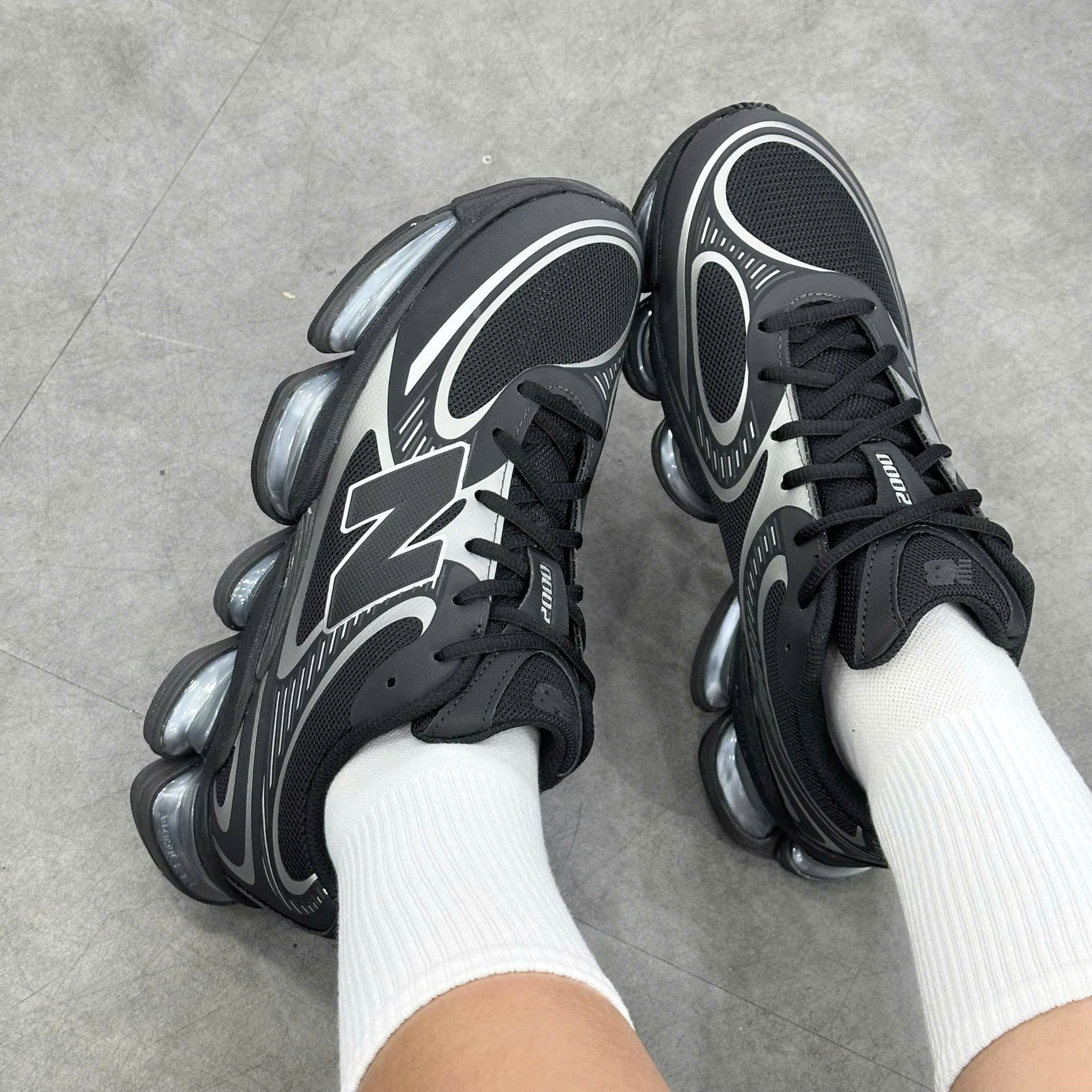  NEW BALANCE ABZORB 2000 BLACK SILVER METALLIC U20008LL 