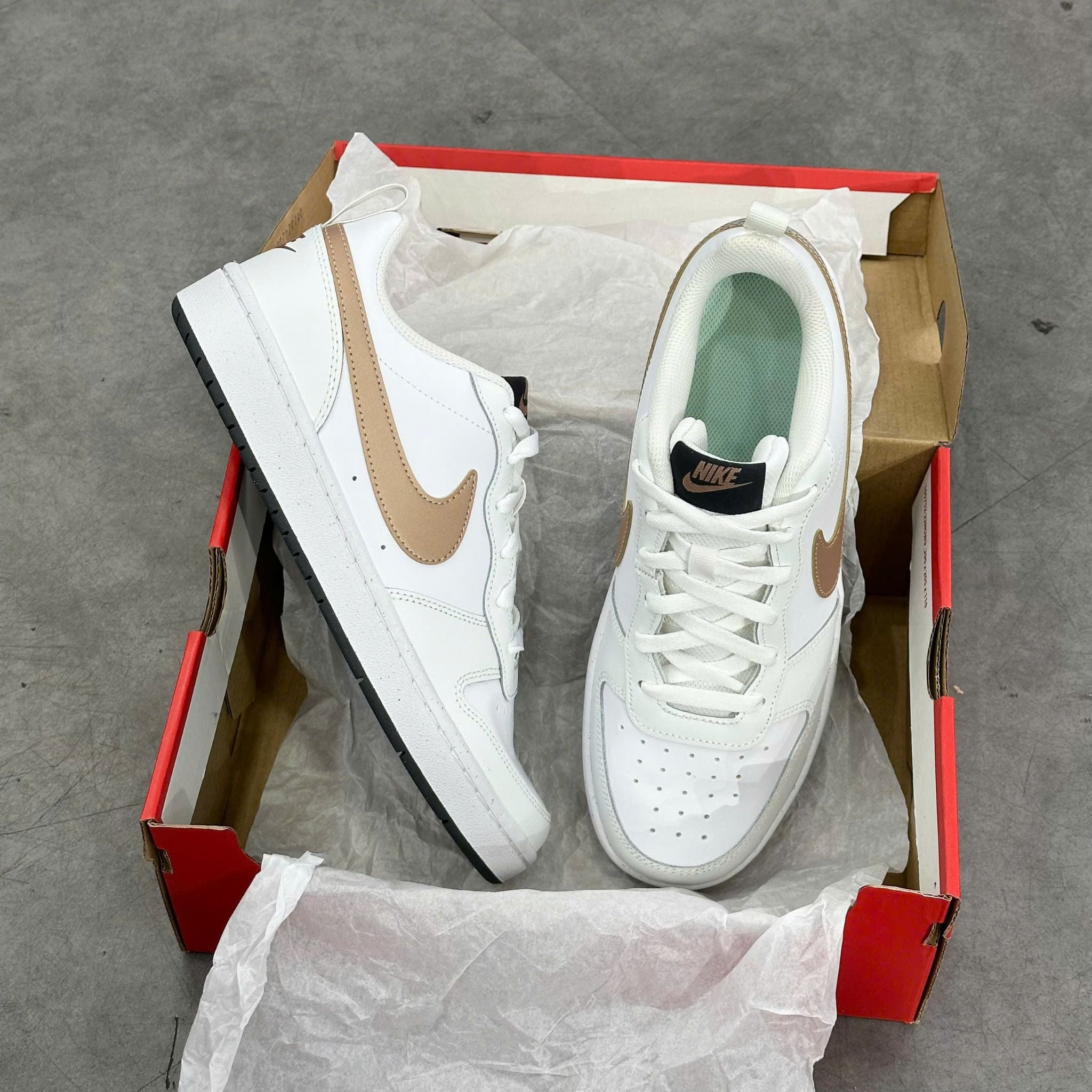  NIKE COURT BOROUGH LOW 2 RED BRONZE BQ5448-116 
