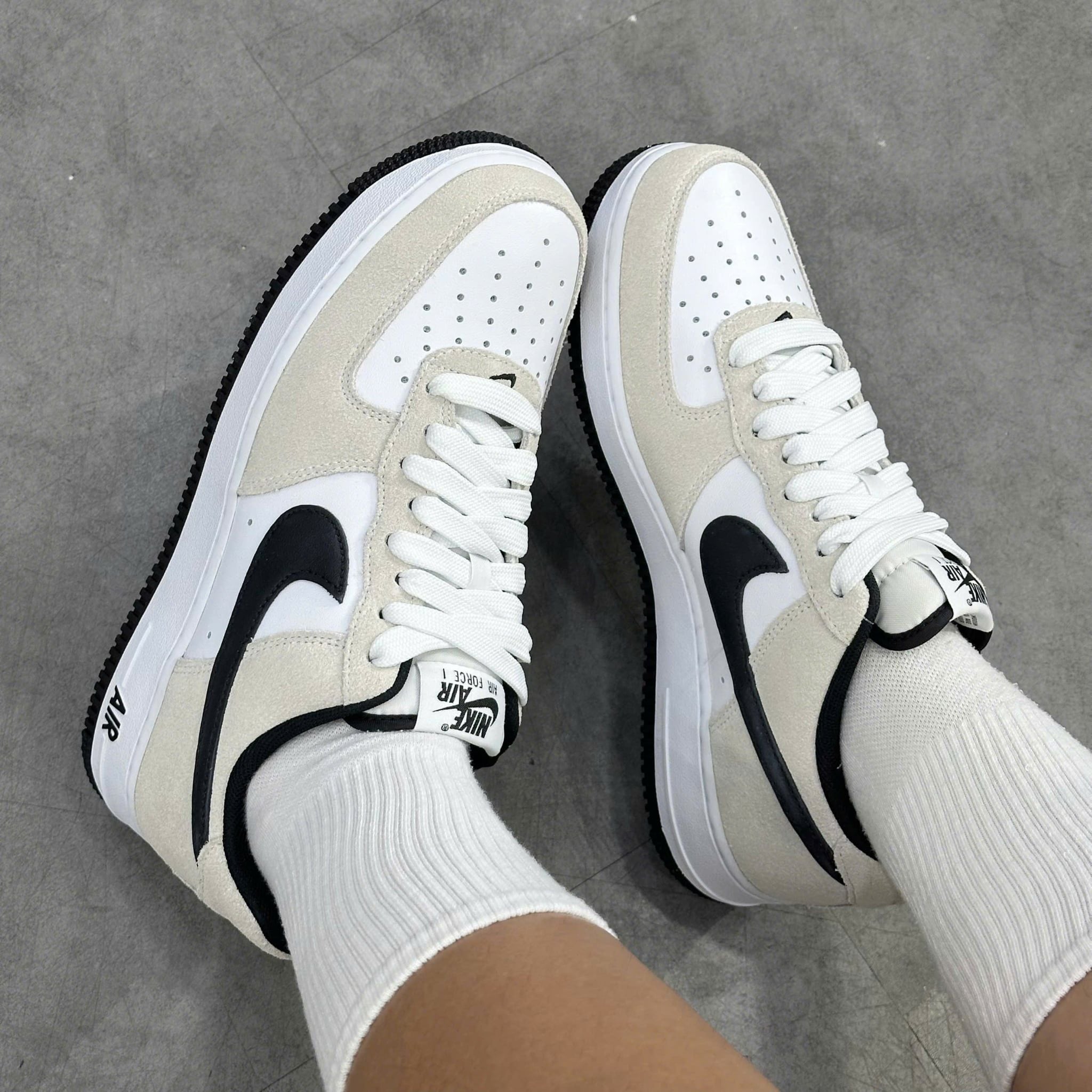  NIKE AIR FORCE 1 '07 LV8 PHOTON DUST BLACK IB6388-100 