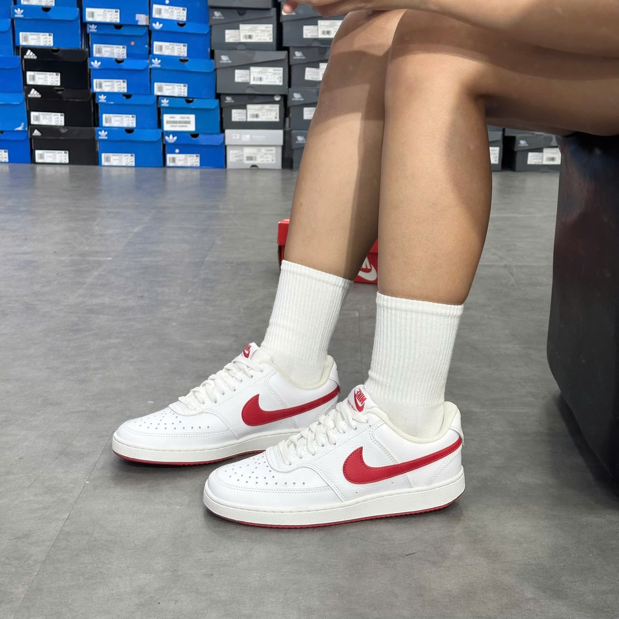  NIKE COURT VISION LOW WHITE UNIVERSITY RED CD5463-102 