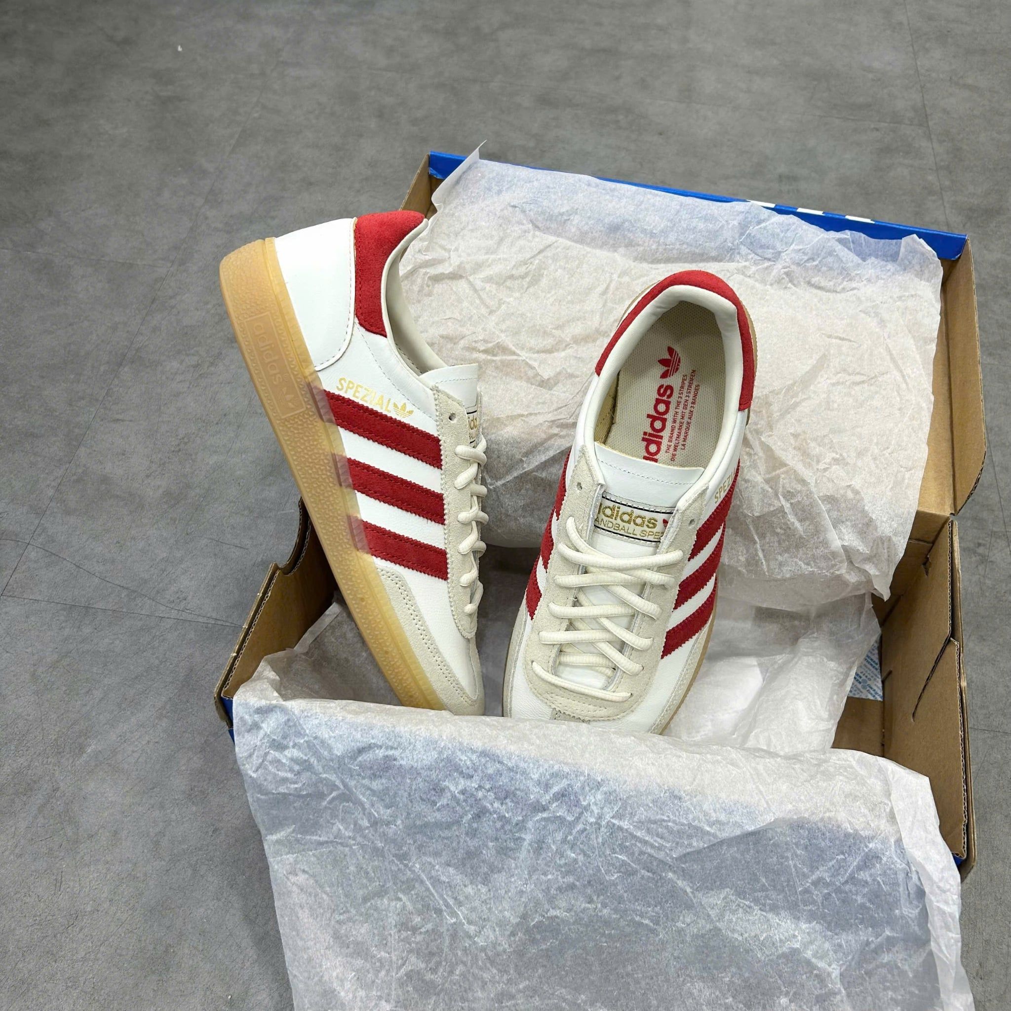  ADIDAS HANDBALL SPEZIAL WHITE BETTER SCARLET GUM IH6587 
