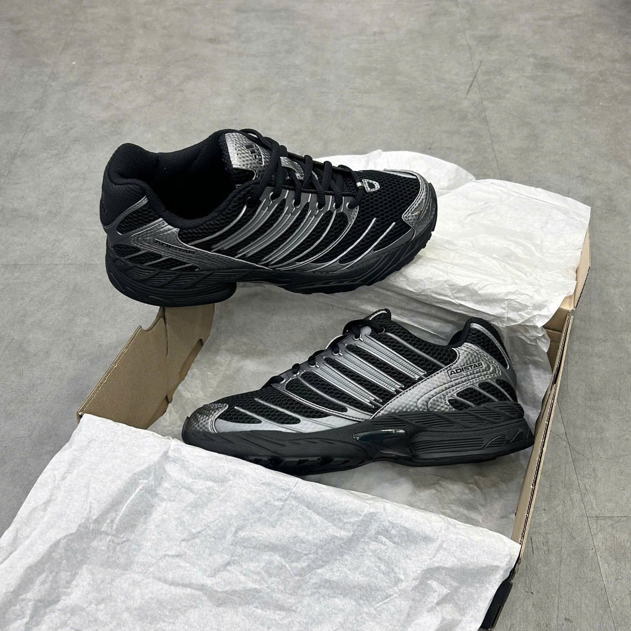  ADIDAS ADISTAR CONTROL 3 BLACK SILVER METALLIC HQ2665 