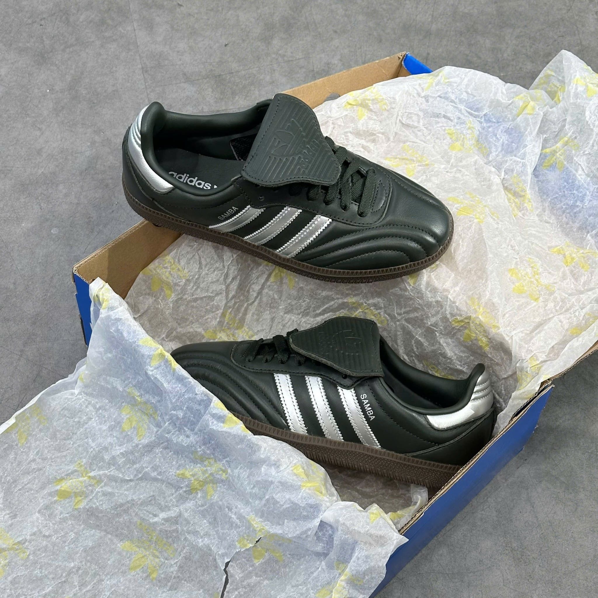  ADIDAS SAMBA LT LEGEND EARTH SILVER METALLIC JP6144 
