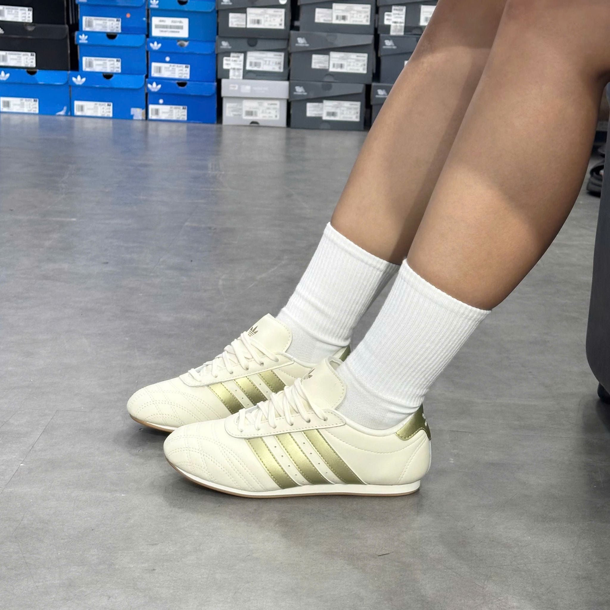  ADIDAS TAEKWONDO CREAM GOLD METALLIC JQ0570 