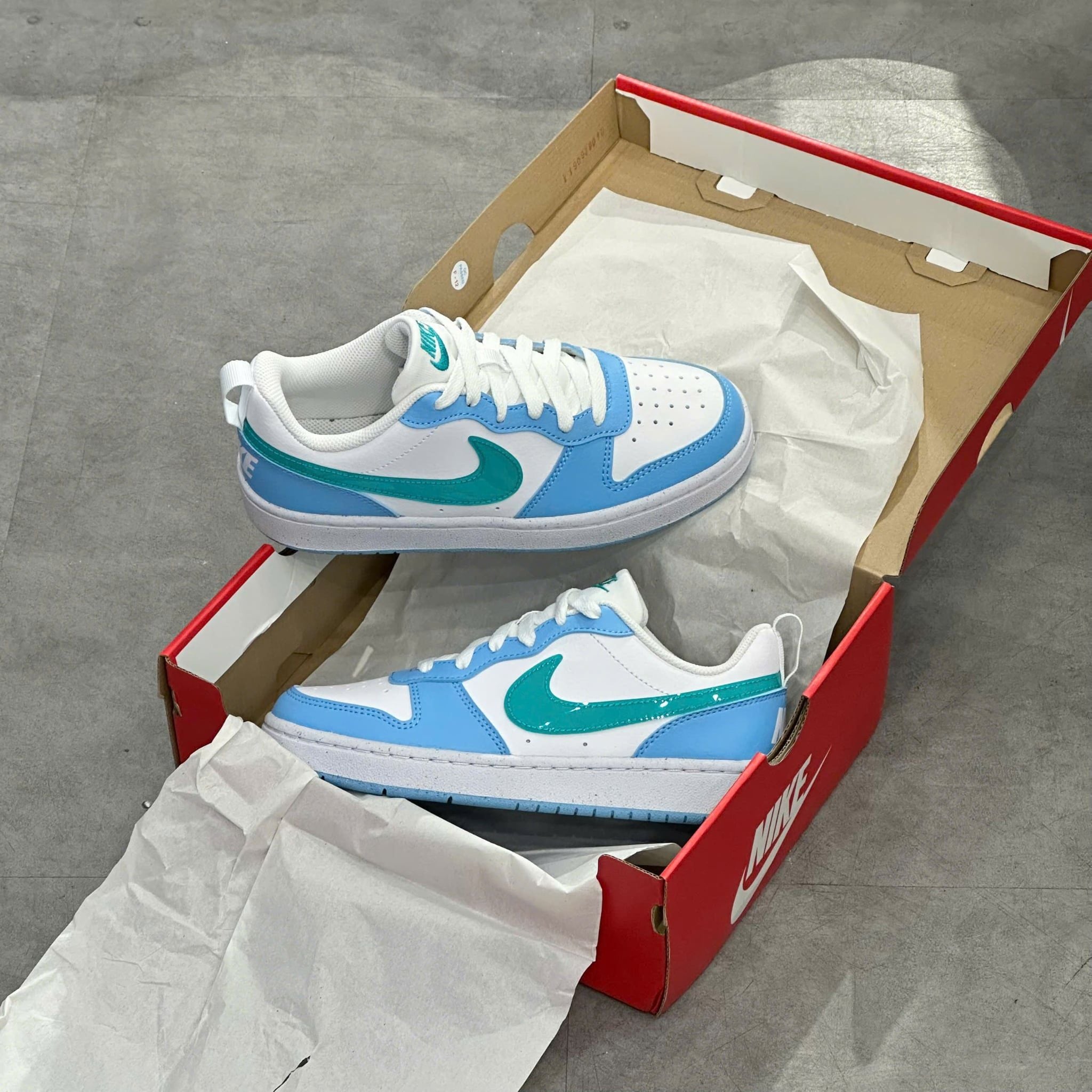  NIKE COURT BOROUGH LOW WHITE BLUE IV5820-100 