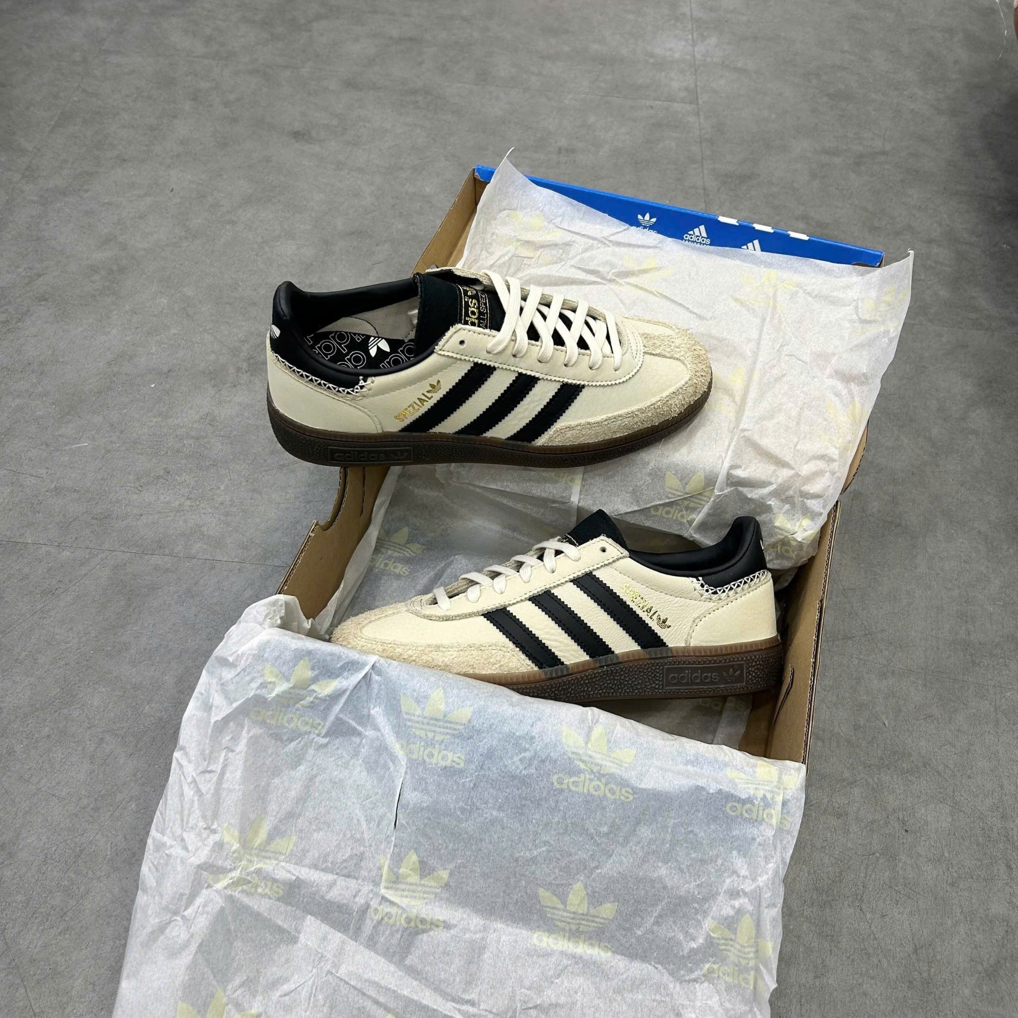  ADIDAS HANDBALL SPEZIAL WONDER WHITE BLACK IE3698 