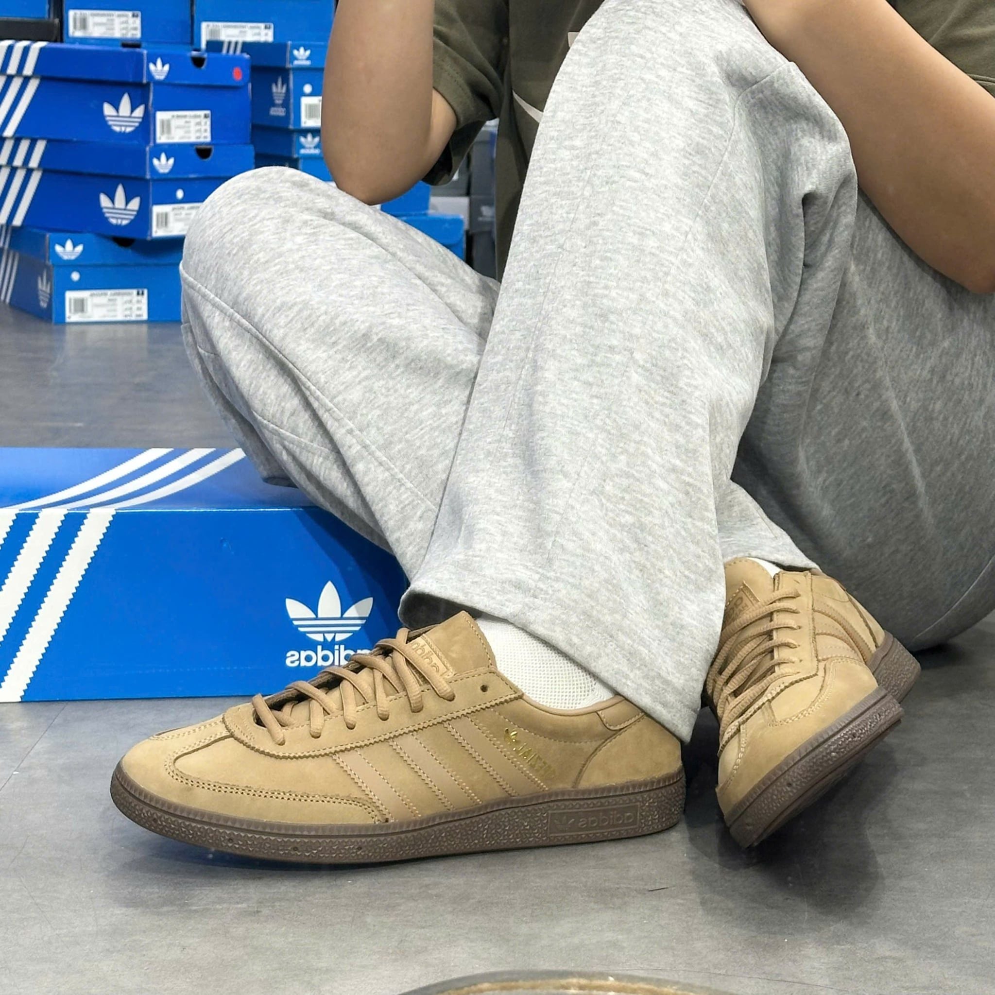  ADIDAS HANDBALL SPEZIAL CARDBOARD BROWN DESERT JH5448 