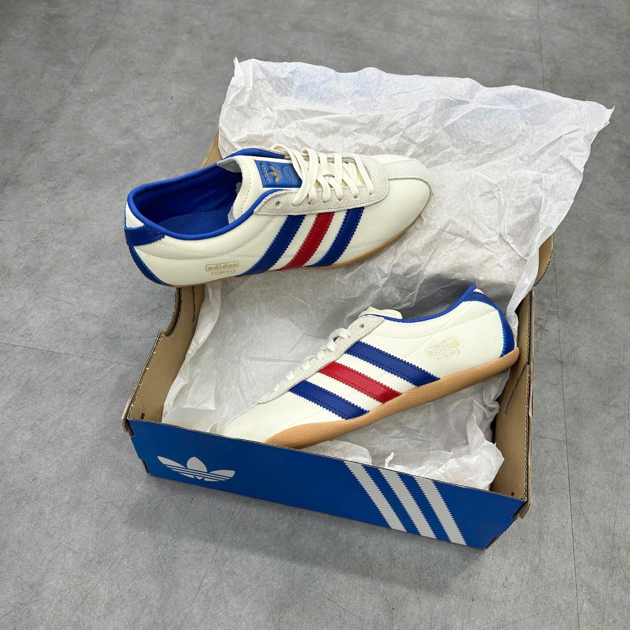  ADIDAS TOKYO CREAM WHITE ROYAL BLUE GUM JQ0585 