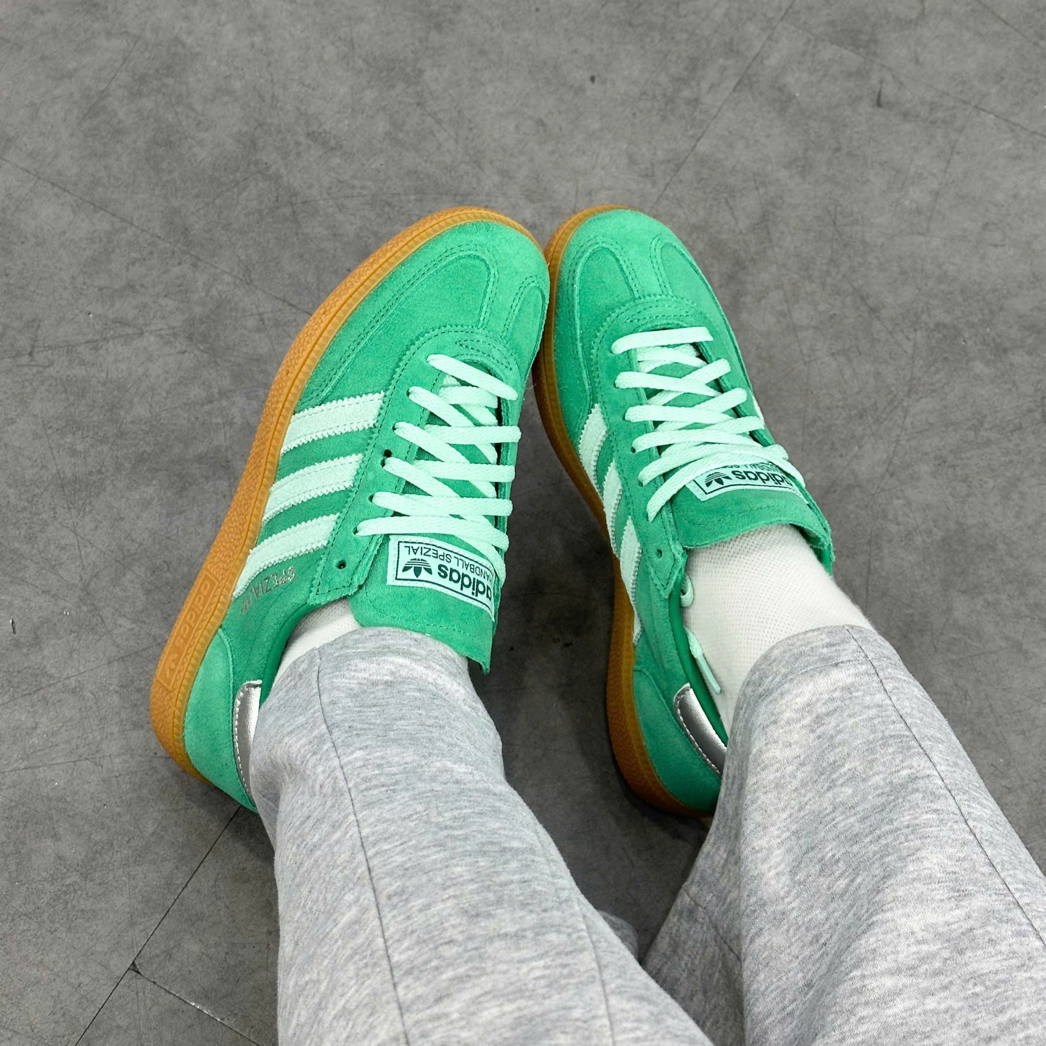  ADIDAS HANDBALL SPEZIAL SEMI COURT GREEN CLEAR MINT JS2908 
