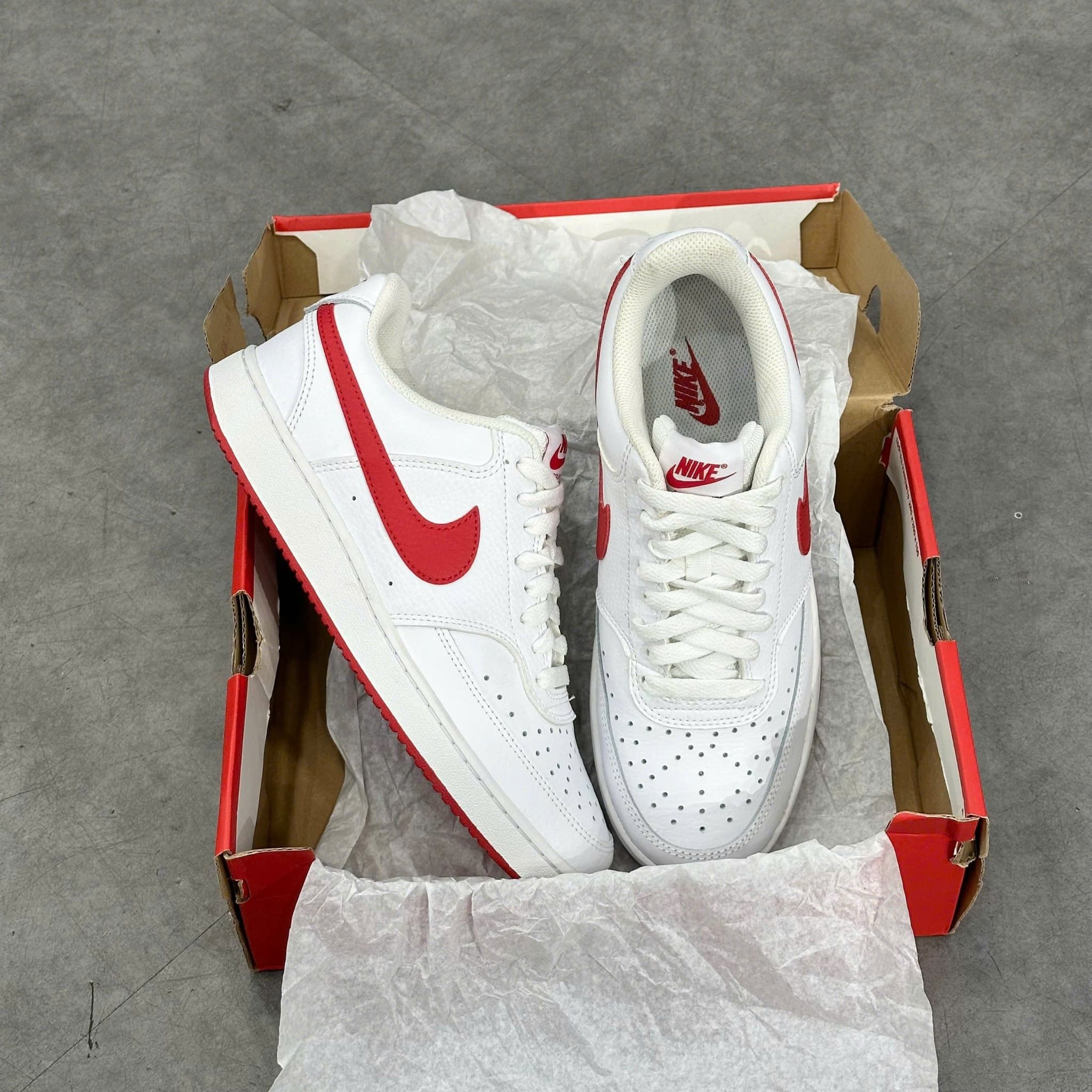  NIKE COURT VISION LOW WHITE UNIVERSITY RED CD5463-102 