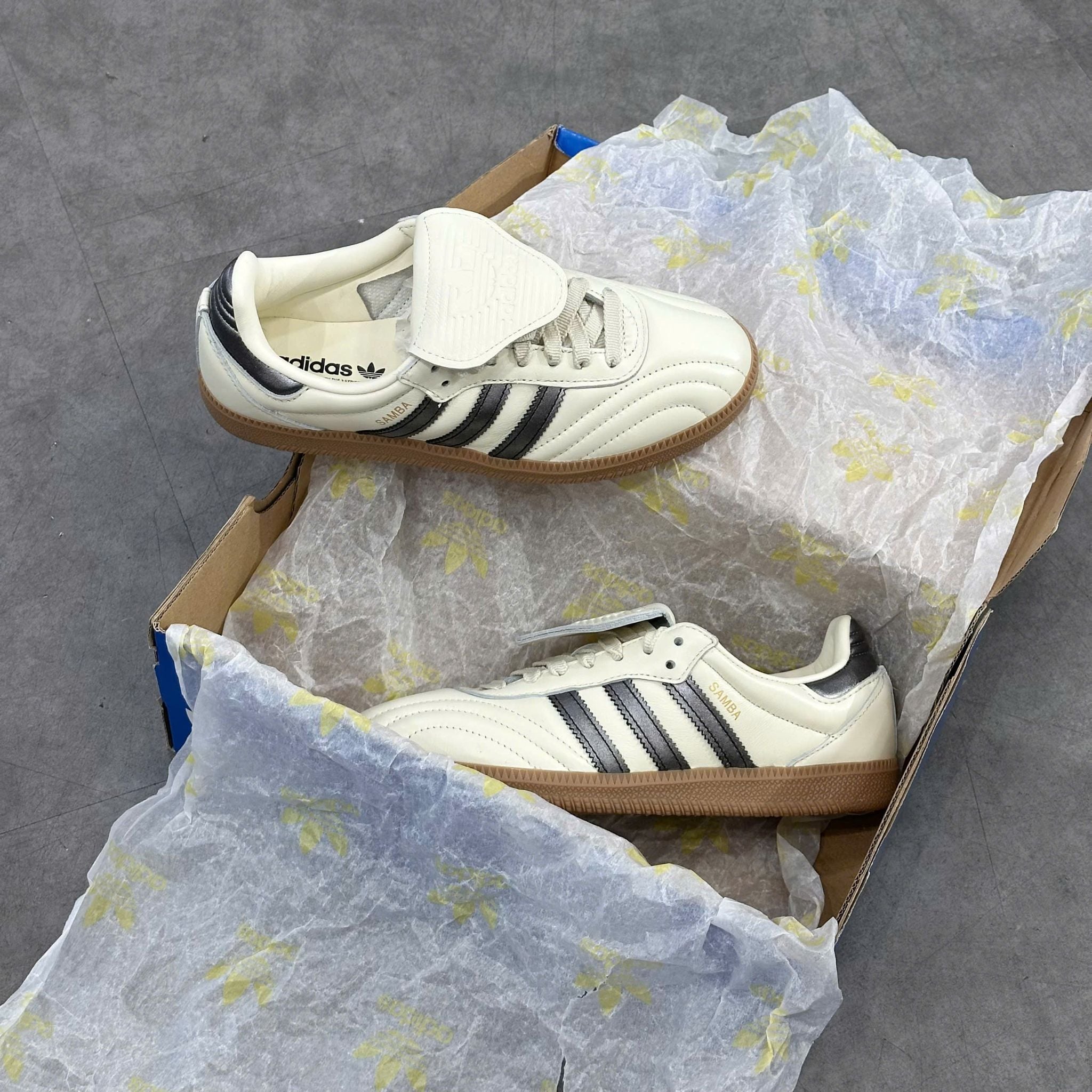  ADIDAS SAMBA LT CREAM METALLIC BLACK GUM JP6143 