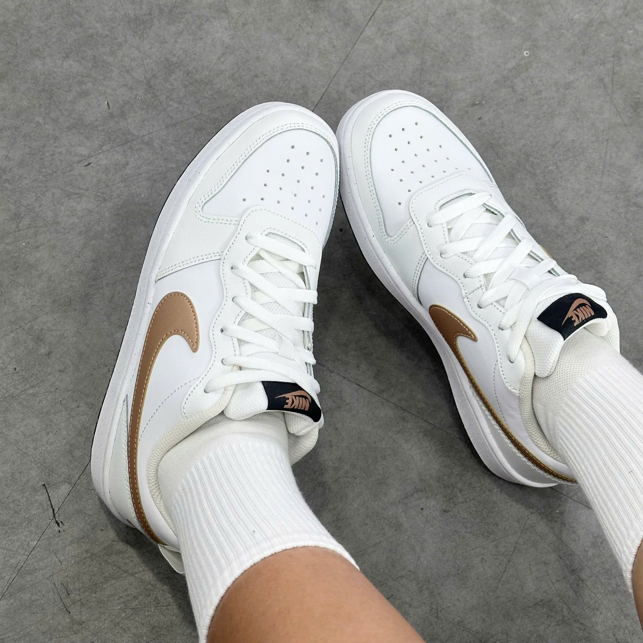  NIKE COURT BOROUGH LOW 2 RED BRONZE BQ5448-116 