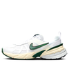 NIKE V2K RUN FIR FD0736-101