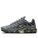  NIKE AIR MAX PLUS SMOKE GREY VOLT DM0032-026 