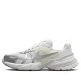  NIKE V2K RUN METALLIC SILVER FD0736-104 
