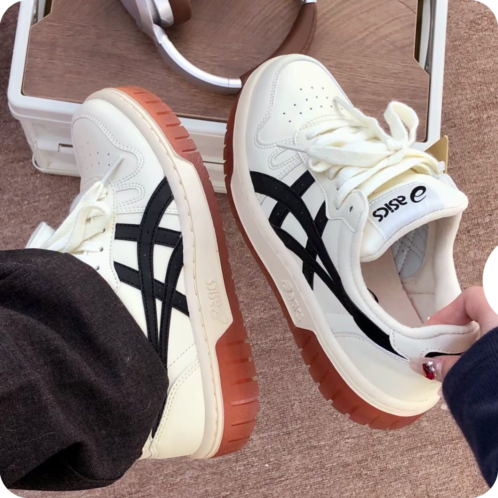  ASICS COURT MZ CREAM BLACK GUM 1203A127-750 