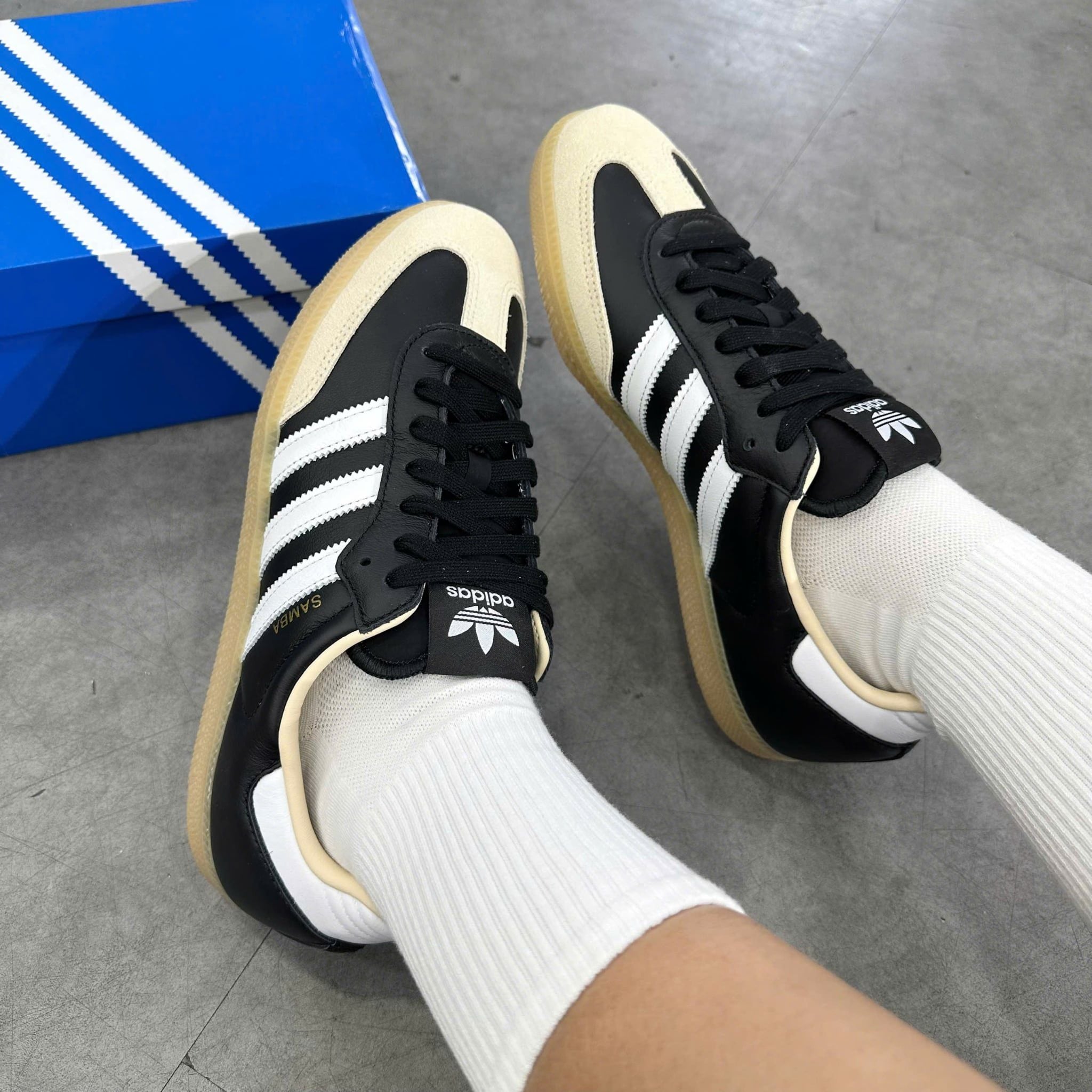  SAMBA OG CORE BLACK CLOUD WHITE GUM JS3832 