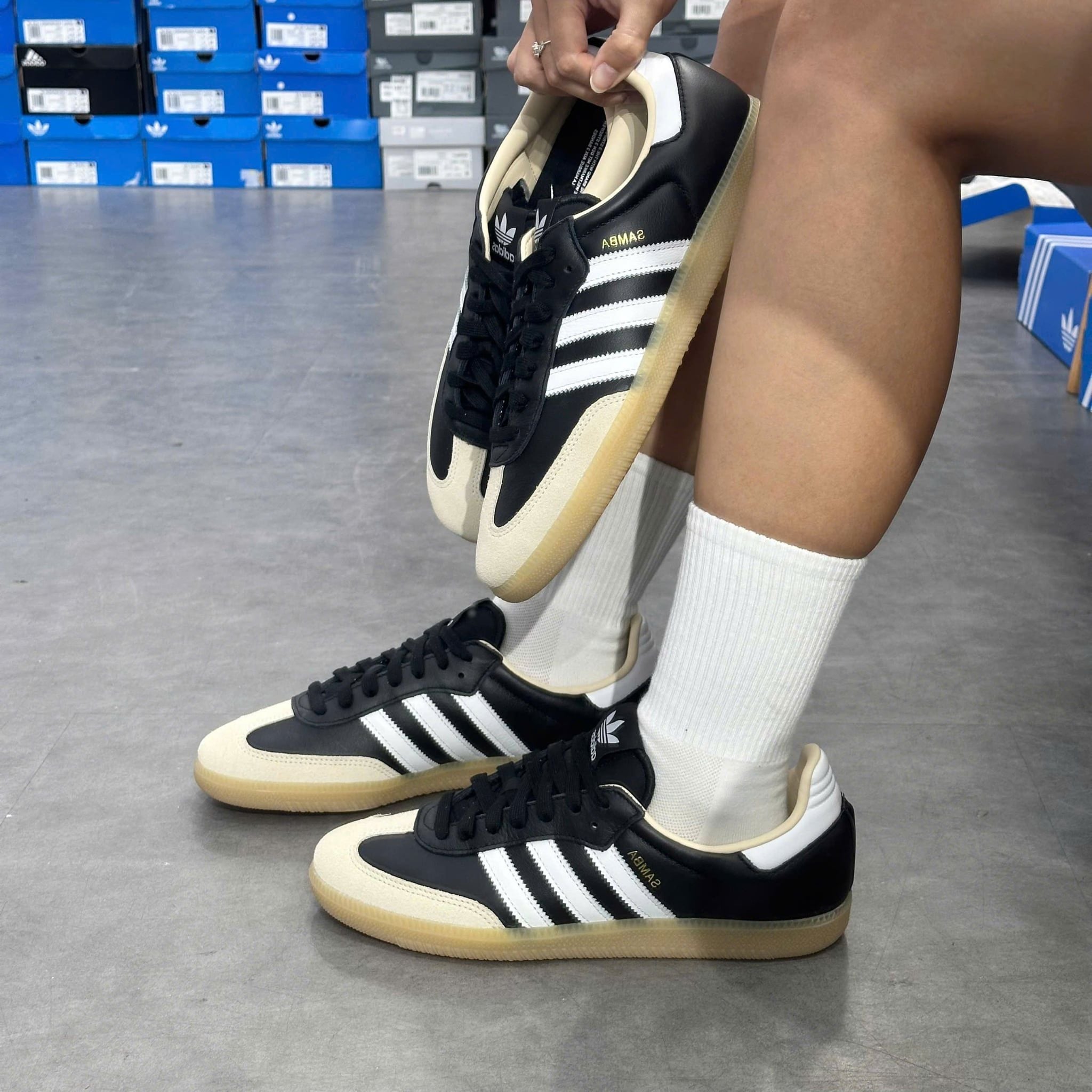  SAMBA OG CORE BLACK CLOUD WHITE GUM JS3832 