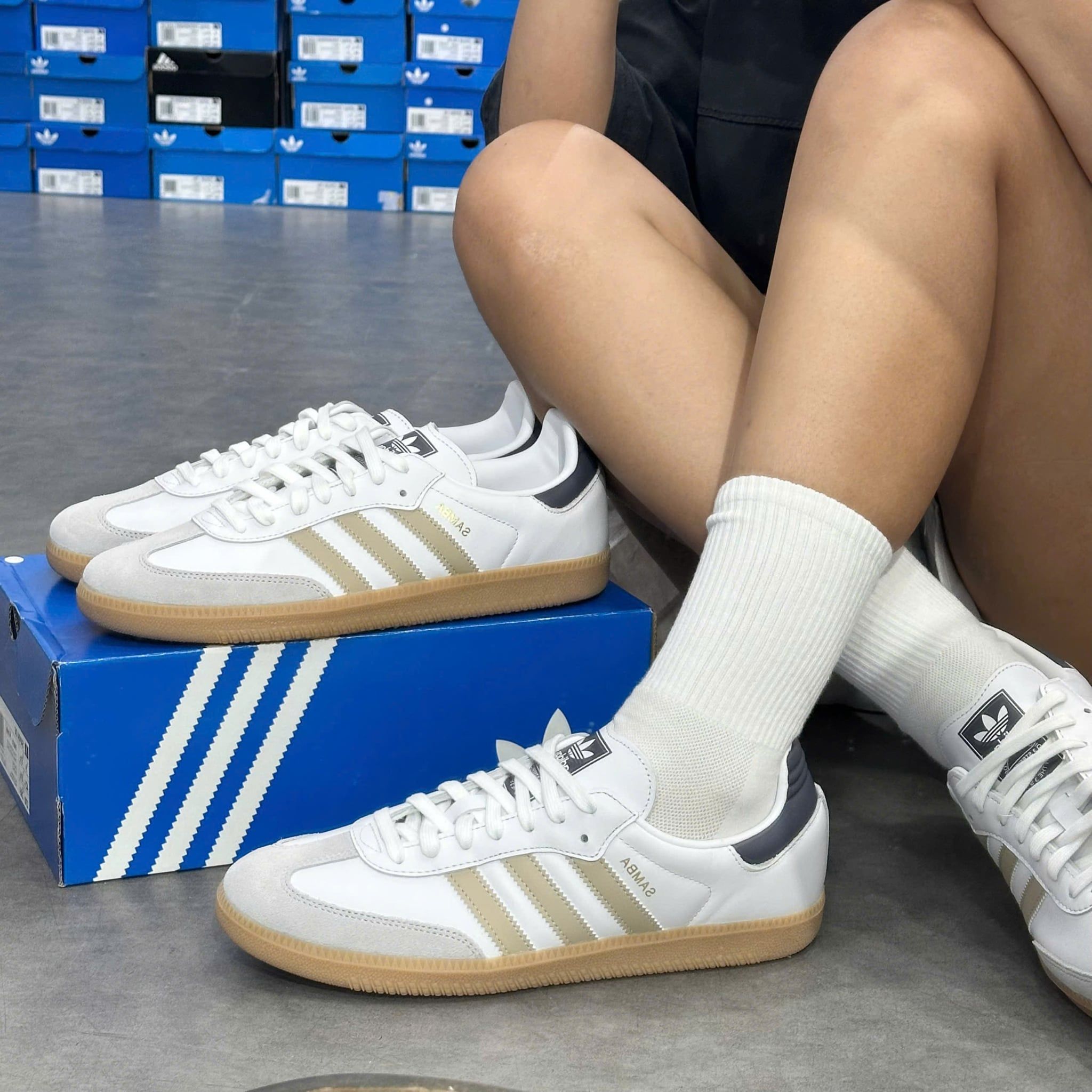  ADIDAS SAMBA OG STONE KHAKI IH6870 