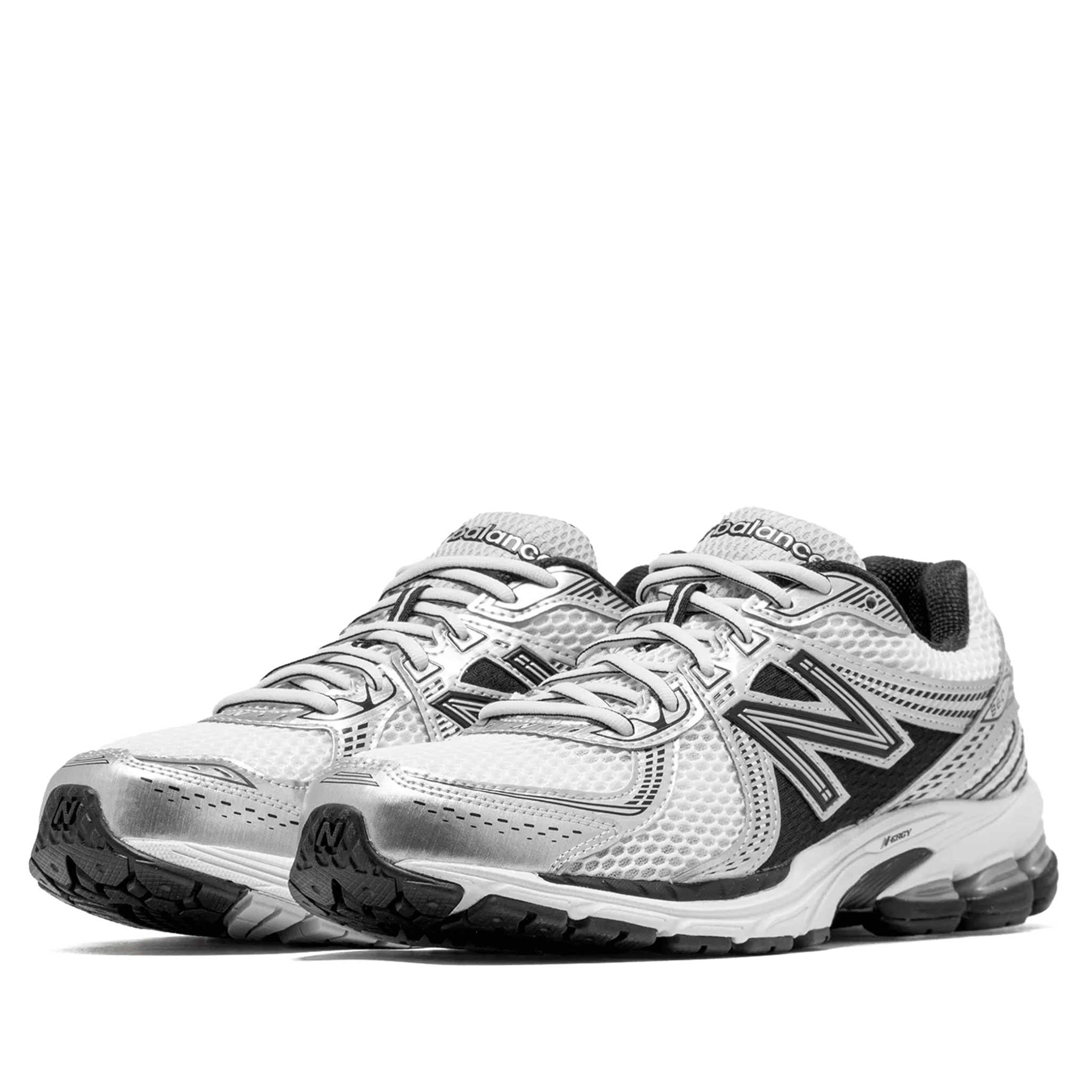  NEW BALANCE 860V2 BLACK WHITE SILVER ML860XD 