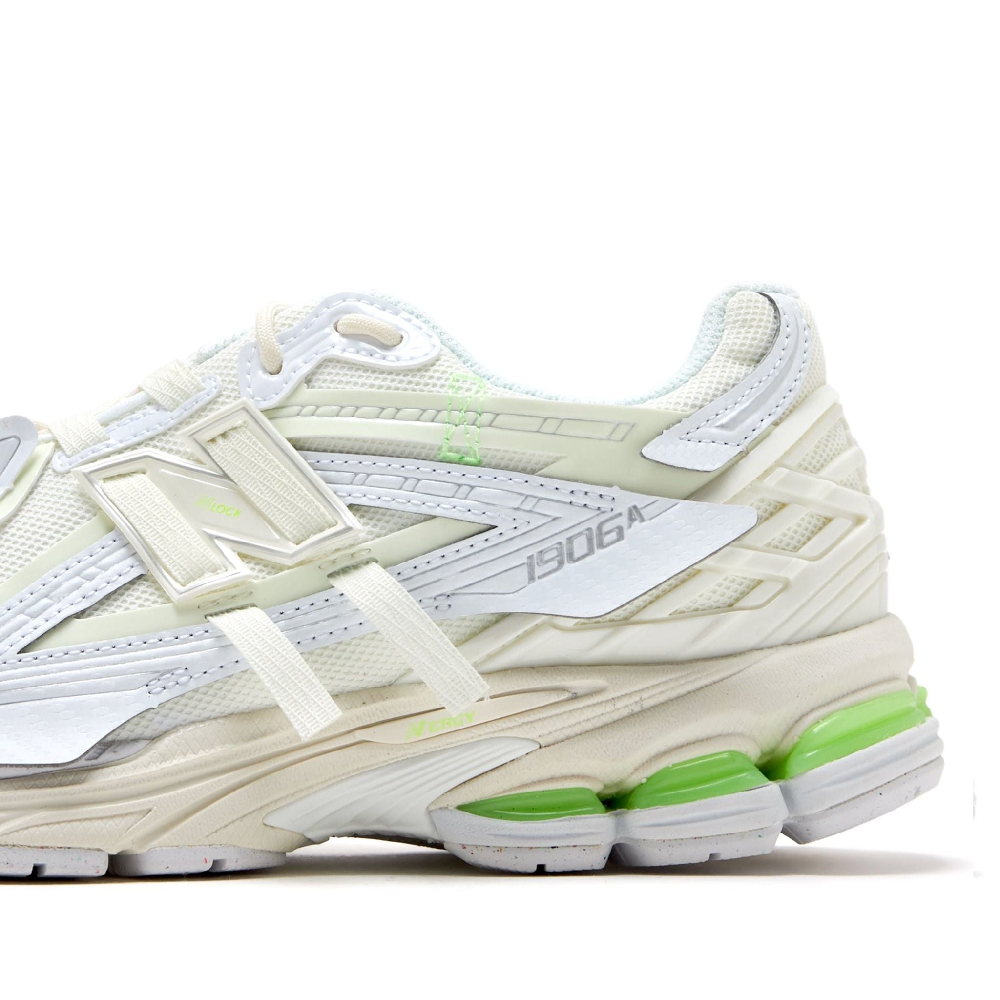  NEW BALANCE 1906R AWHITE GREEN U1906AE 