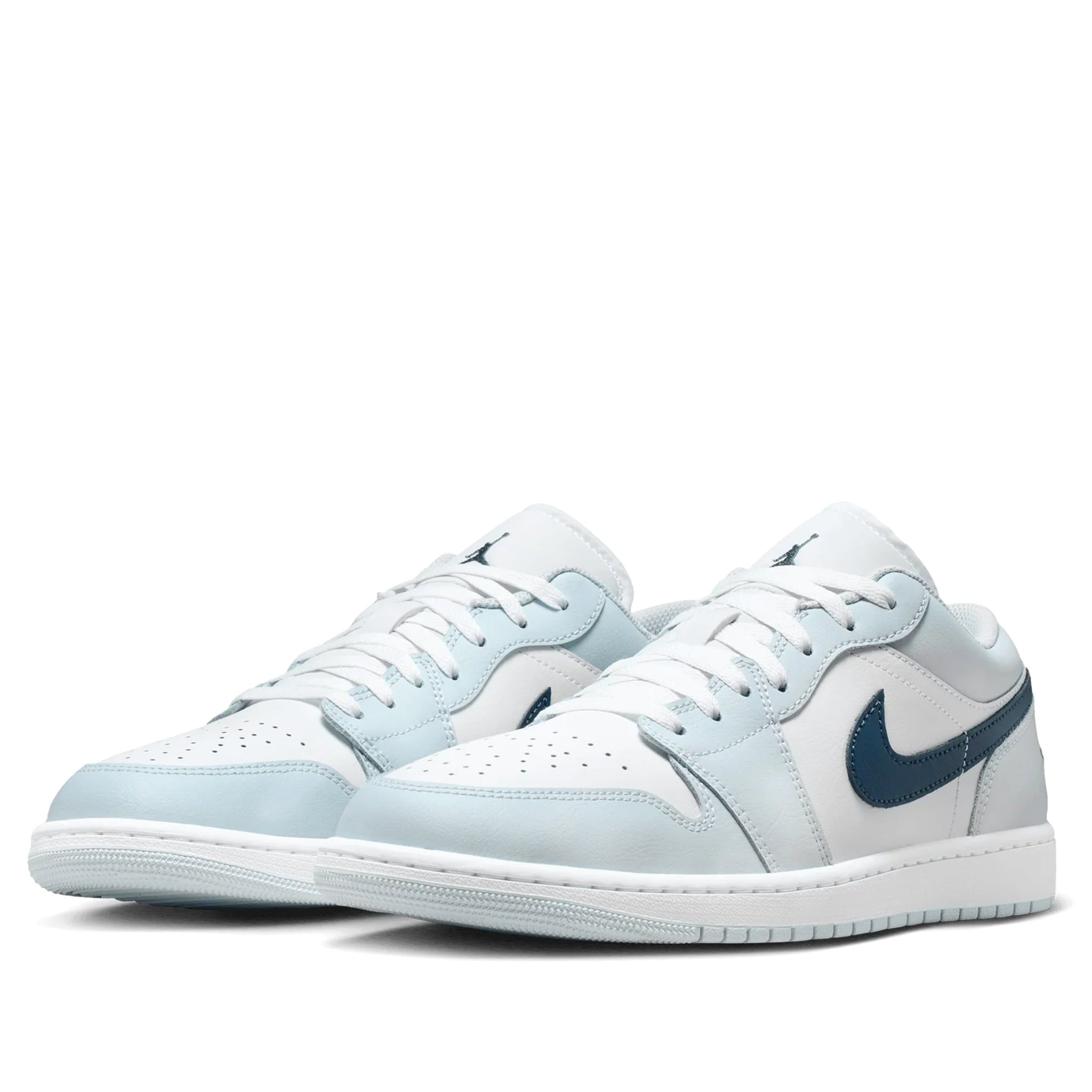  AIR JORDAN 1 LOW AURA SQUADRON BLUE 553558-400 