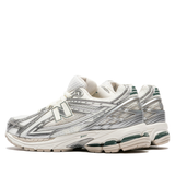  NEW BALANCE 1906R SILVER METALLIC SEA SALT M1906REE 