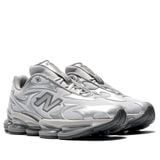  NEW BALANCE 2000 SILVER METALLIC U20005UW 