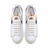  NIKE BLAZER LOW 77 VINTAGE WHITE BLACK DA6364-101 