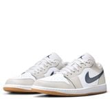  NIKE AIR JORDAN 1 LOW MIDNIGHT NAVY NEUTRAL GREY 553558-146 