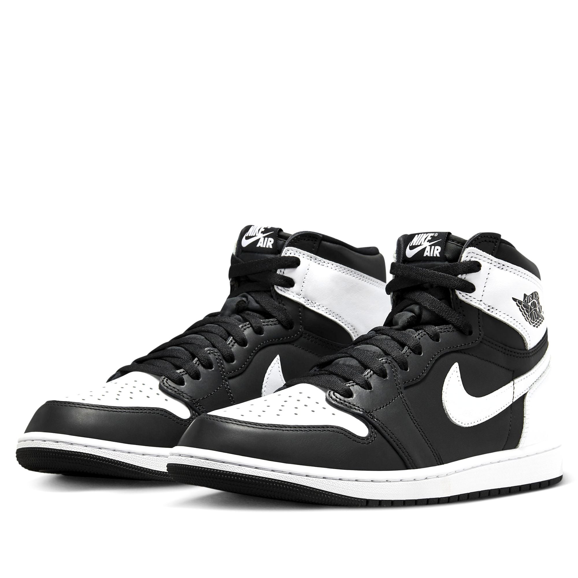  NIKE AIR JORDAN 1 RETRO HIGH OG BLACK WHITE DZ5485-010 