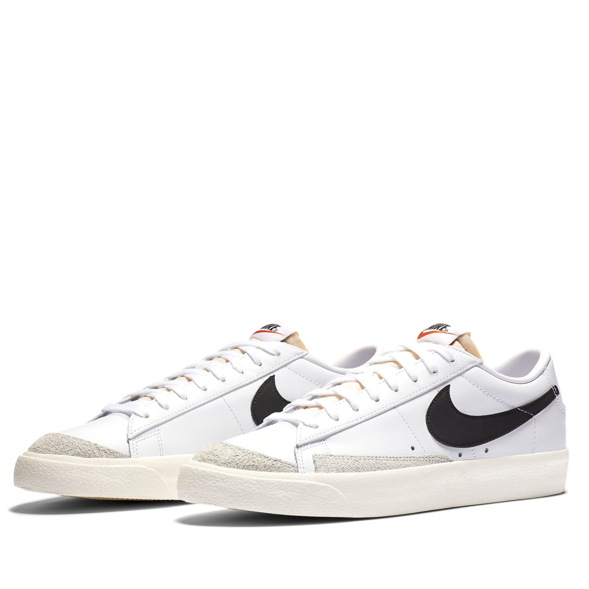  NIKE BLAZER LOW 77 VINTAGE WHITE BLACK DA6364-101 