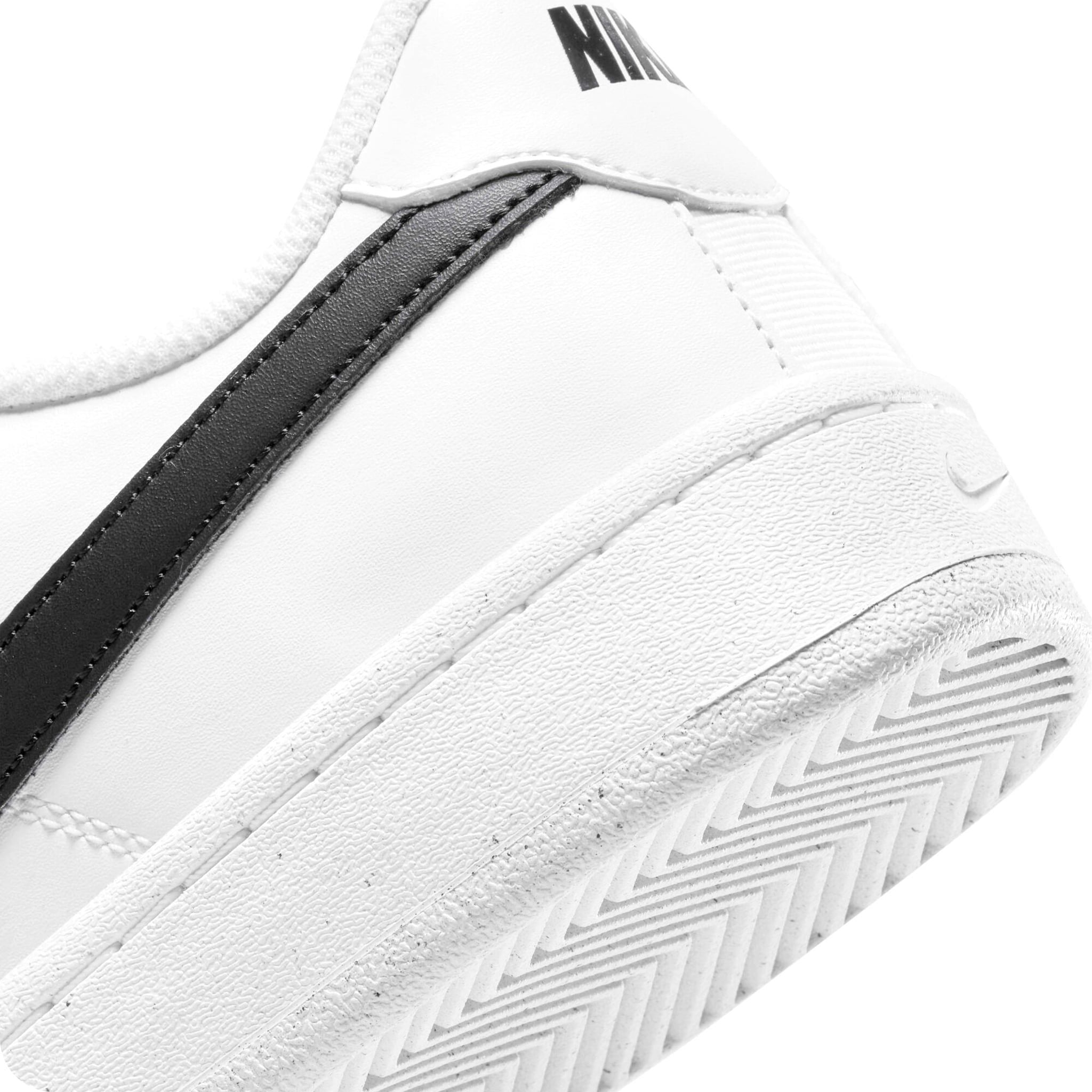  NIKE COURT ROYALE 2 WHITE BLACK DH3160-101 