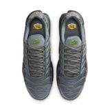  NIKE AIR MAX PLUS SMOKE GREY VOLT DM0032-026 