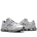  NEW BALANCE 2000 SILVER METALLIC U20005UW 