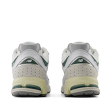  NEW BALANCE 2002R WHITE DARK JUNIPER U2002RWA 