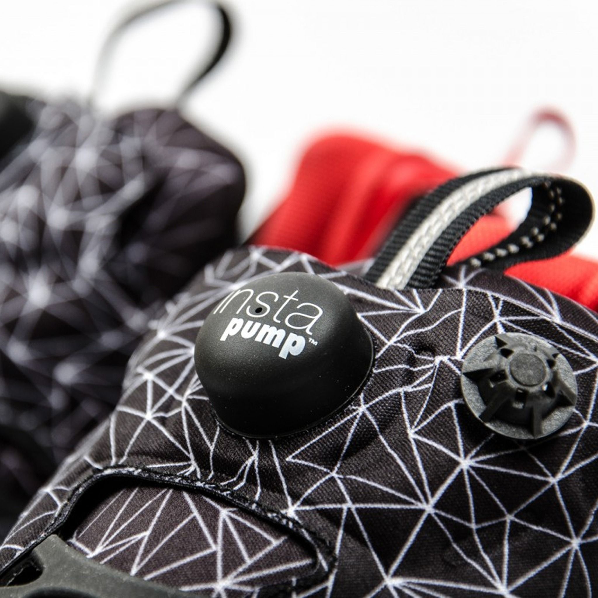  REEBOK INSTAPUMP FURY CNY V67865 