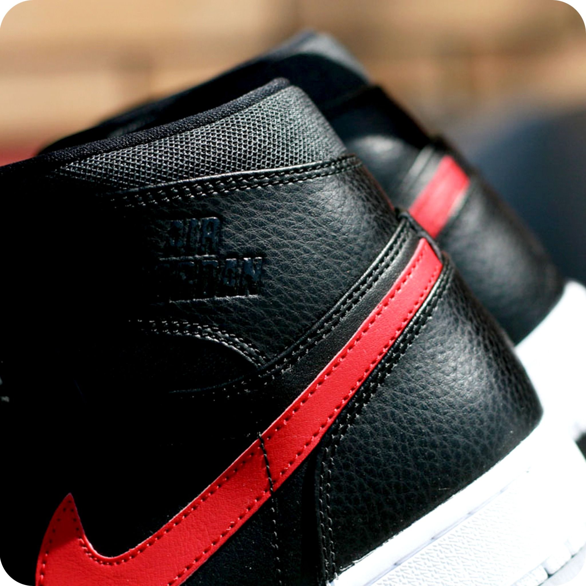  NIKE AIR JORDAN 1 HIGH OG RARE AIR 705300-012 