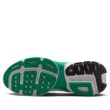  NIKE V2K RUN PALE IVORY BLACK STADIUM GREEN FD0736-107 