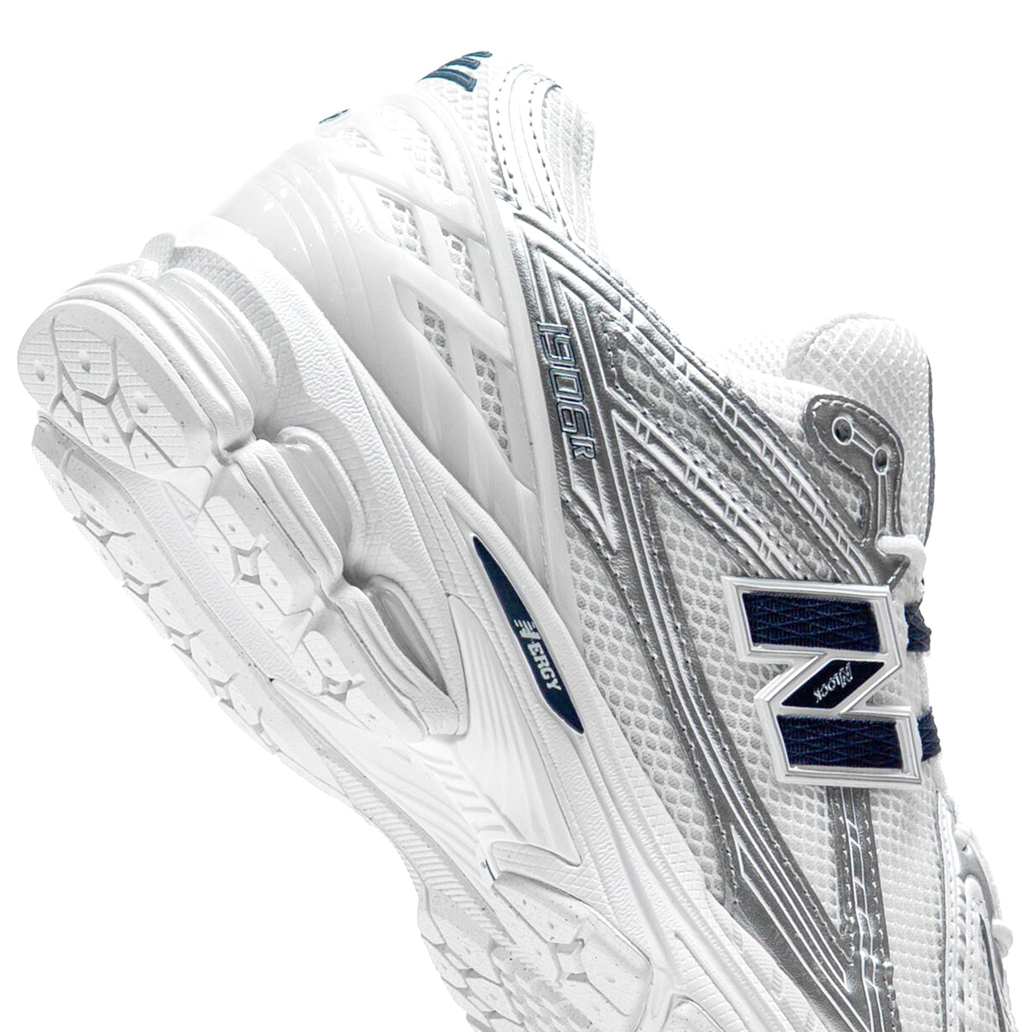  NEW BALANCE 1906R WHITE NAVY SILVER METALLIC U1906RCM 